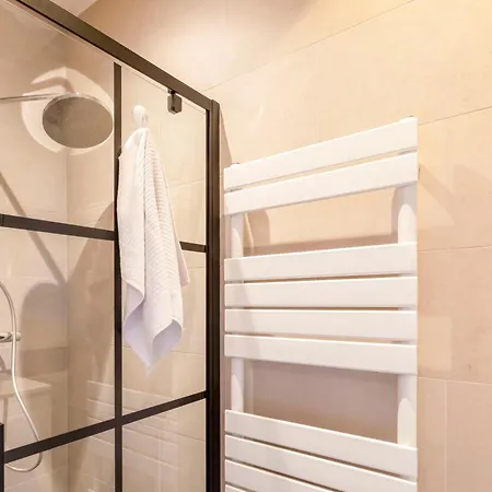 Ereva Seaside 1 Bedroom Modern * אוסטנדה